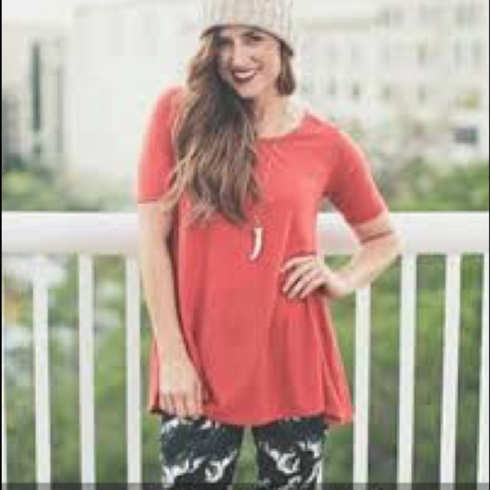 Lularoe Perfect T